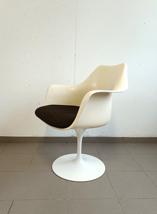 Vintage Tulpenstoel van Eero Saarinen - Knoll Nederland