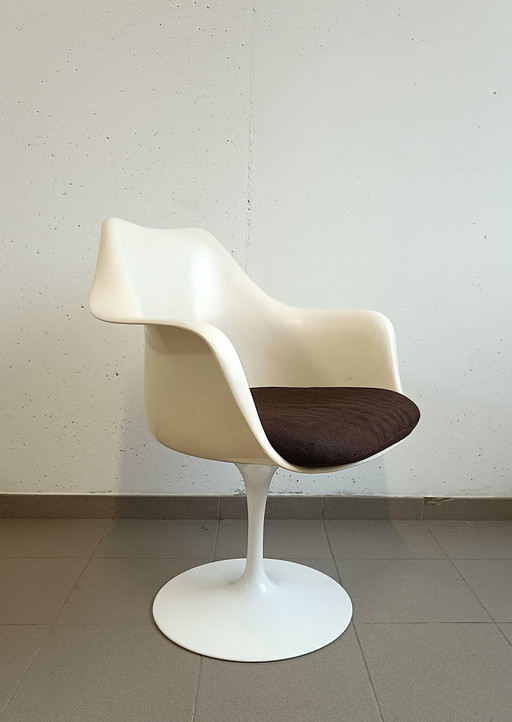 Vintage Tulpenstoel van Eero Saarinen - Knoll Nederland