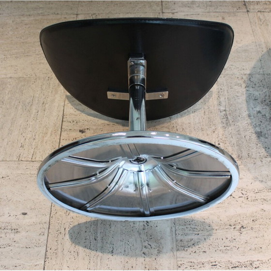 Image 1 of Vintage zwart leren lounge stoel en voetenbank