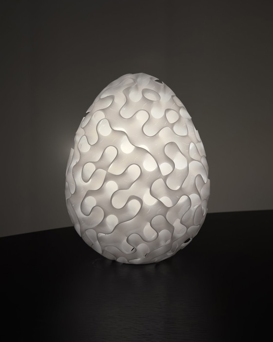 Image 1 of Zwitsers ontwerp - Schwarz minimaal oppervlak Egg #1