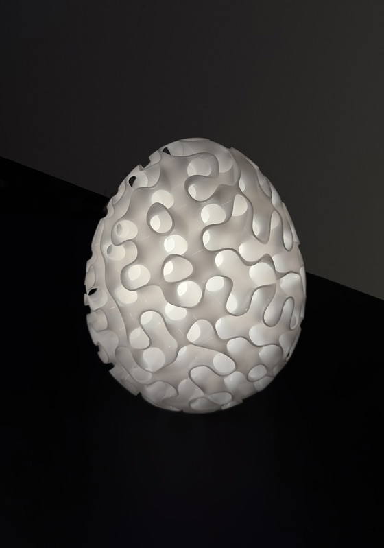 Image 1 of Zwitsers ontwerp - Schwarz minimaal oppervlak Egg #1