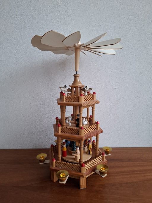 Oude Ertsgebergte Kerstpiramide 3 Etage 48 Cm