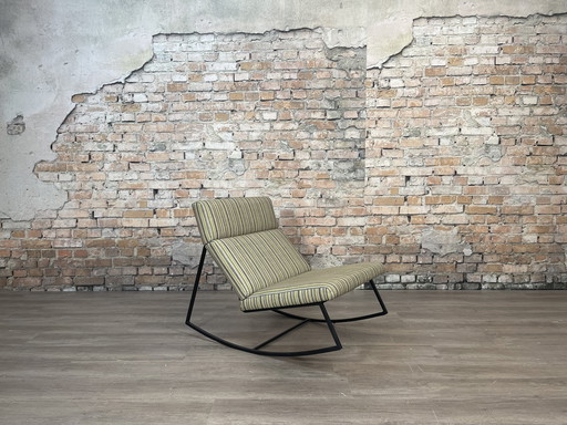 Gus Modern GT Rocker geel gestreept - fauteuil