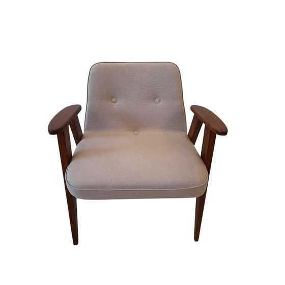 Image 1 of Vintage fauteuils in beige linnen model 366 van Józef Chierowski, jaren 1960