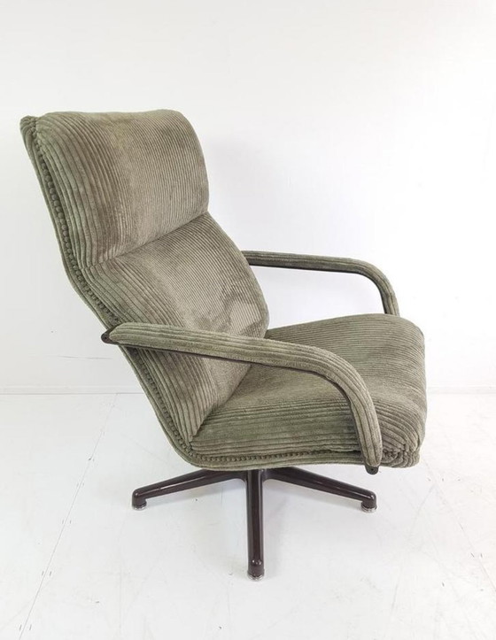 Image 1 of Artifort Draaifauteuil Groene Rib F171 Geoffrey Harcourt