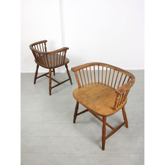 Image 1 of Paar vintage walnoten Winsdor fauteuils met lage rugleuning