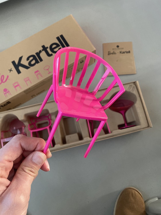 Image 1 of Barbie X Kartell Collectie Stoelen