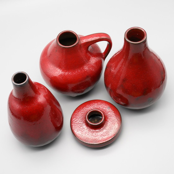 Image 1 of 2x Töpferei Studio Keramische Oxblood Rode Glazuur Vaas van Hartwig Heyne