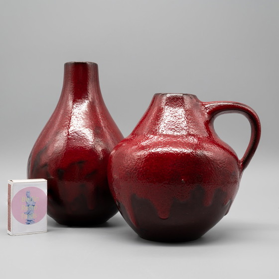 Image 1 of 2x Töpferei Studio Keramische Oxblood Rode Glazuur Vaas van Hartwig Heyne