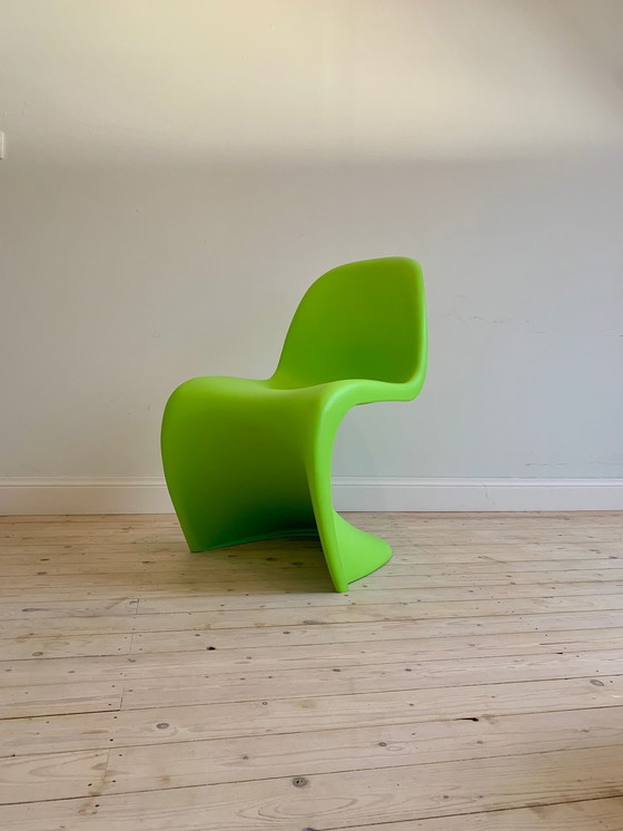 Image 1 of 6x Panton Stoelen Chairs Vitra Design Limoen Groen Lime Green