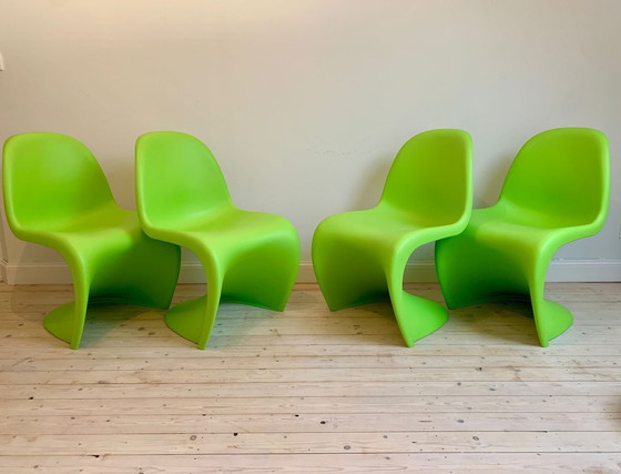 Image 1 of 6x Panton Stoelen Chairs Vitra Design Limoen Groen Lime Green