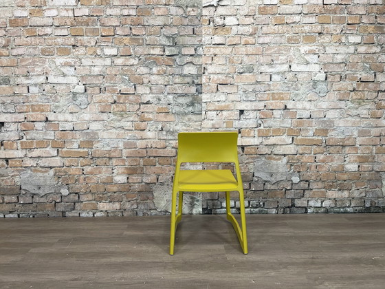 Image 1 of 6X Vitra Tip Ton Geel