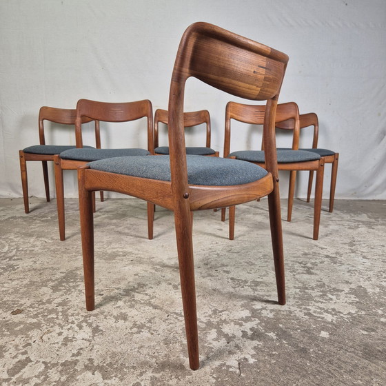 Image 1 of 6 Johannes Andersen Stoelen, Uldum Møbelfabrik Vintage Jaren 60 Deens