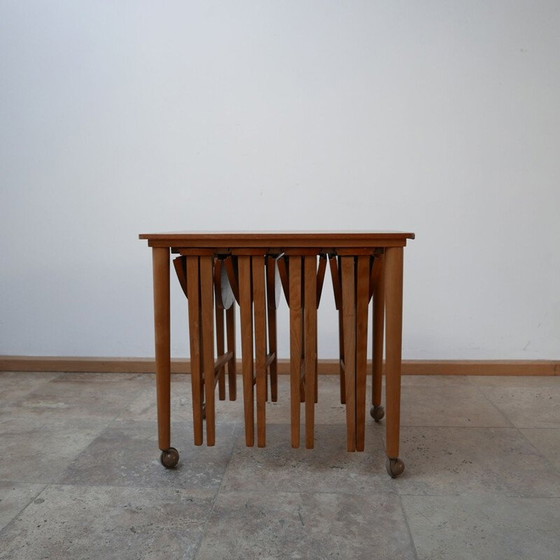 Image 1 of Vintage nesttafels, 1950