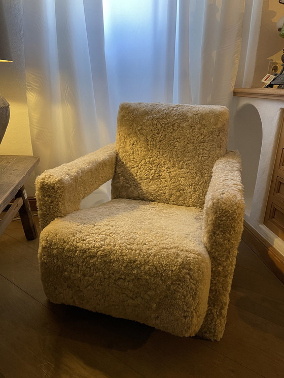 Image 1 of Cassina Fauteuils Utrecht in schapenvacht