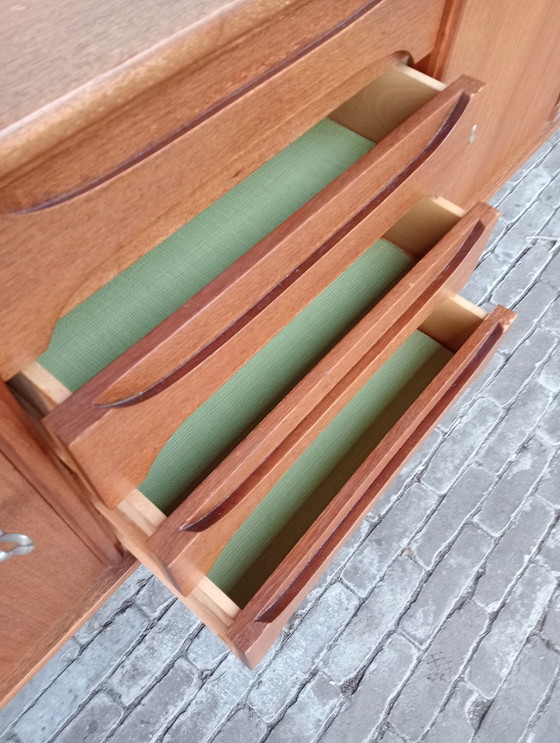 Image 1 of Vintage dressoir