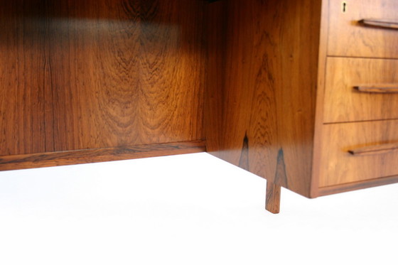 Image 1 of Deens Mid Century Braziliaans palissander / Rio palissander uitvoerend schrijfbureau / bureau