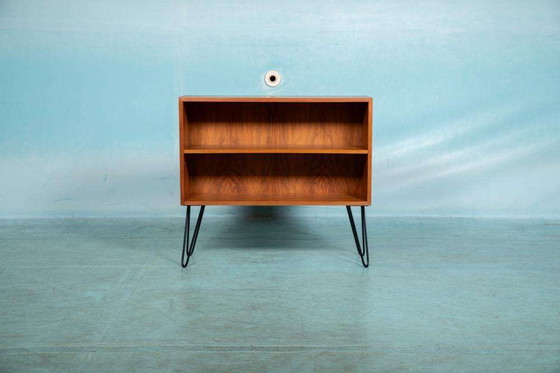 Image 1 of Vintage walnoot wandkast haarspeld, midmod walnut bookcase