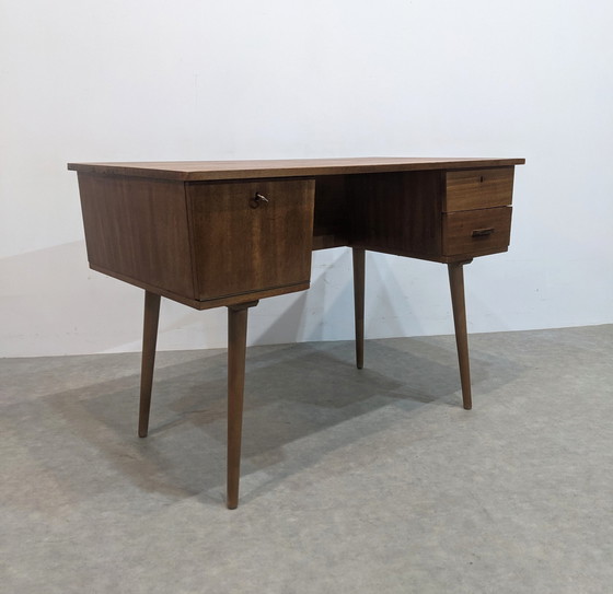 Image 1 of Bureau Mid Century, dubbelzijdig