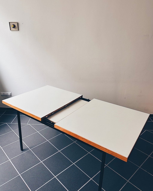 Uitschuifbare eettafel 413 van Fred Ruf voor Knoll