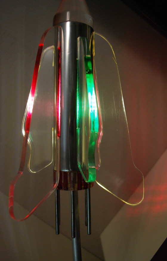 Image 1 of Space-Age Raket Lamp