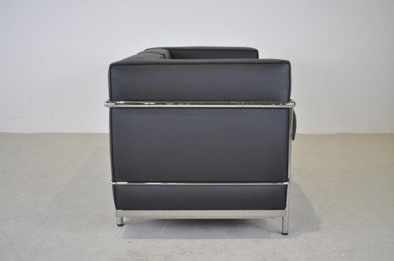 Image 1 of Cassina LC2 2-zits bank nieuw