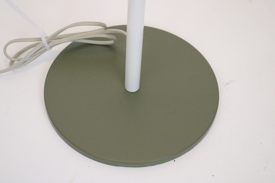 Image 1 of Vintage Deense Vloerlamp In Groen En Witte Tinten