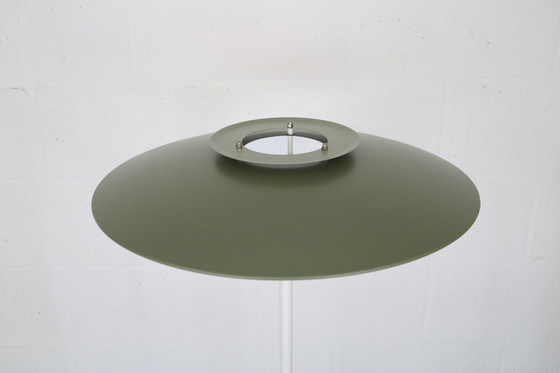 Image 1 of Vintage Deense Vloerlamp In Groen En Witte Tinten