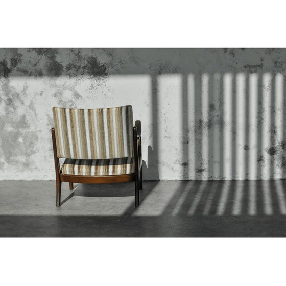 Image 1 of Vintage Deense teakhouten fauteuil