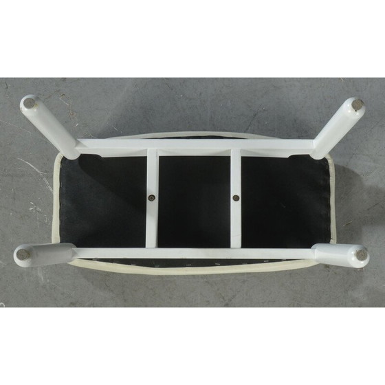 Image 1 of Vintage witte fauteuil en voetenbank van Henrik Bønnelycke voor Nelo, 2003