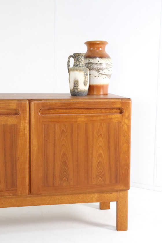 Image 1 of Deens Sideboard Massief Teak 'Frederikshab' Vintage