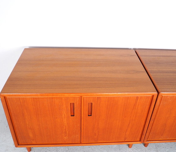 Image 1 of Deens teak dressoir of audiomeubel 1