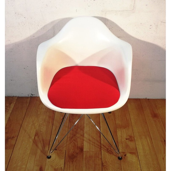 Image 1 of Dar vintage fauteuil van Charles & Ray Eames voor Vitra