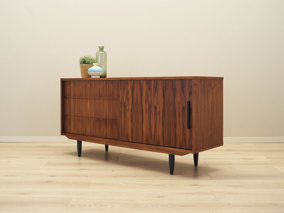 Image 1 of Dressoir van notenhout, Scandinavisch ontwerp