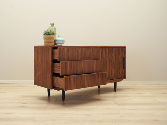 Image 1 of Dressoir van notenhout, Scandinavisch ontwerp