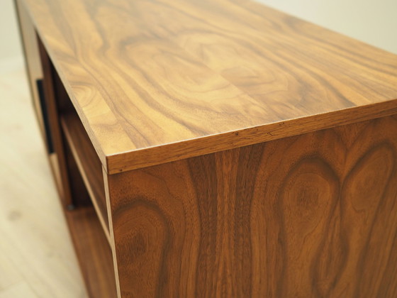 Image 1 of Dressoir van notenhout, Scandinavisch ontwerp