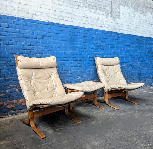 2x Westnofa Siesta lounge chairs by Ingmar Relling plus hocker 