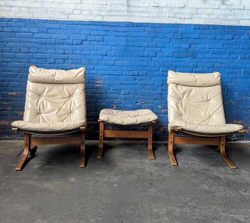 2x Westnofa Siesta lounge chairs by Ingmar Relling plus hocker 