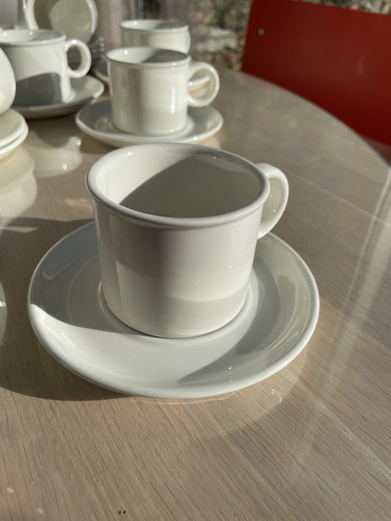 Image 1 of Wedgwood Midwinter White koffiekop met schotel + theekop met schotel.