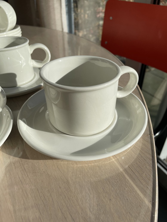 Image 1 of Wedgwood Midwinter White koffiekop met schotel + theekop met schotel.