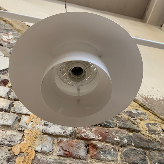 Image 1 of Kleine witte Nordlux hanglamp, meerdere kapjes, Denemarken, 60's design