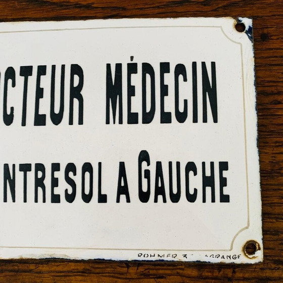 Image 1 of Gebogen vintage geëmailleerde plaquette "docteur médecin a l'entresol a gauche".