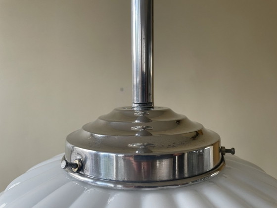 Image 1 of Lamp Hanglamp Art Deco 1930 Ufo Vorm Wit Glas Frans