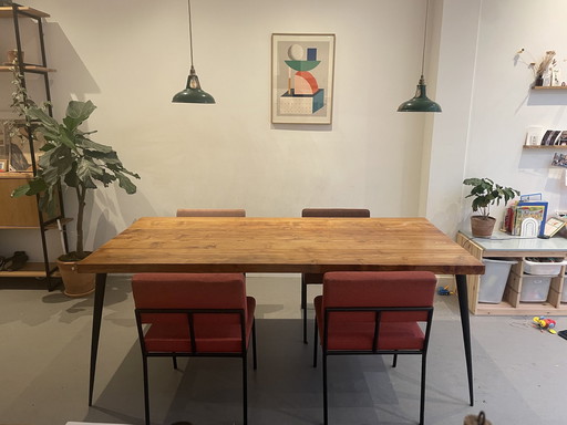 Geborstelde Teaktafel Tigris Met Zwarte Stalen Poten 200X95X78