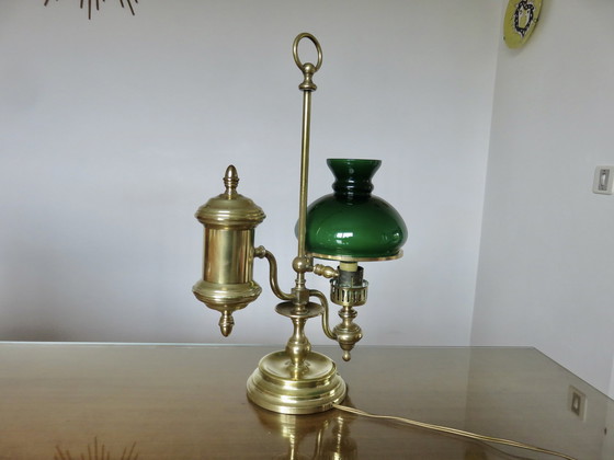 Image 1 of Imposante Victoriaanse Bronzen en Groene Opaline Lamp