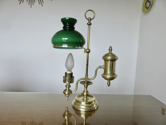 Image 1 of Imposante Victoriaanse Bronzen en Groene Opaline Lamp