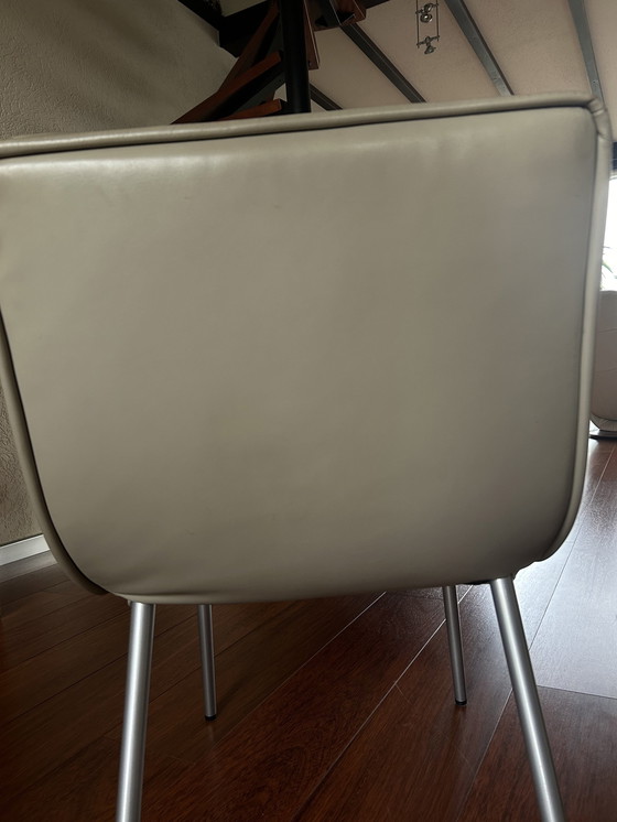 Image 1 of 4X Grijze Ledere Stoelen Van Ligne Roset