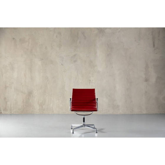 Image 1 of Vintage vitra EA 108 stoel in aluminium en leer van Charles en Ray Eames, Duitsland 1990