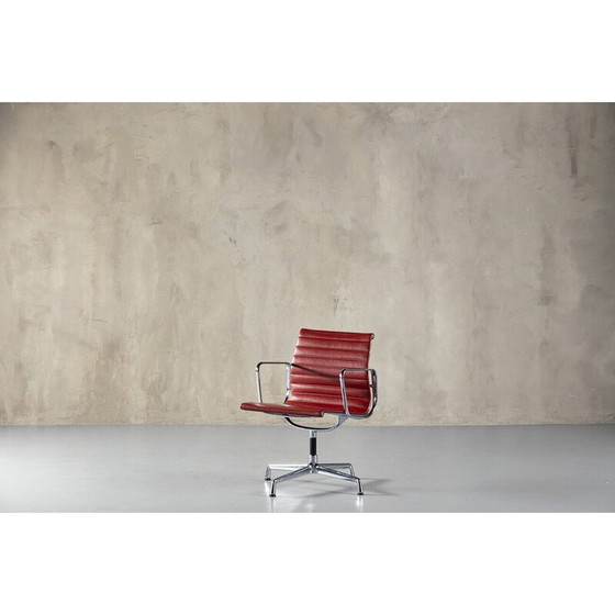 Image 1 of Vintage vitra EA 108 stoel in aluminium en leer van Charles en Ray Eames, Duitsland 1990