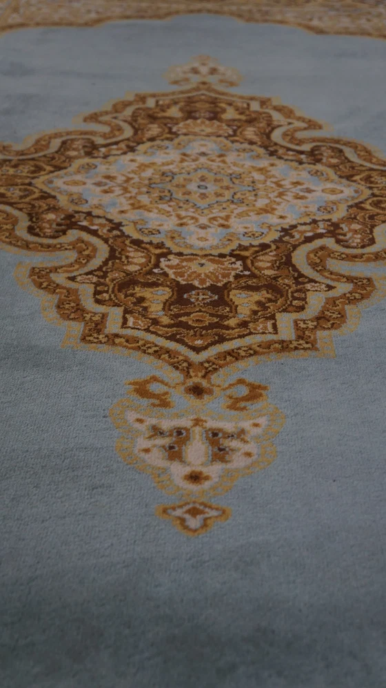 Image 1 of Vintage Oosters vloerkleed/ tapijt in lichtblauw en brons kleuren, 300x200cm Je bent hier: